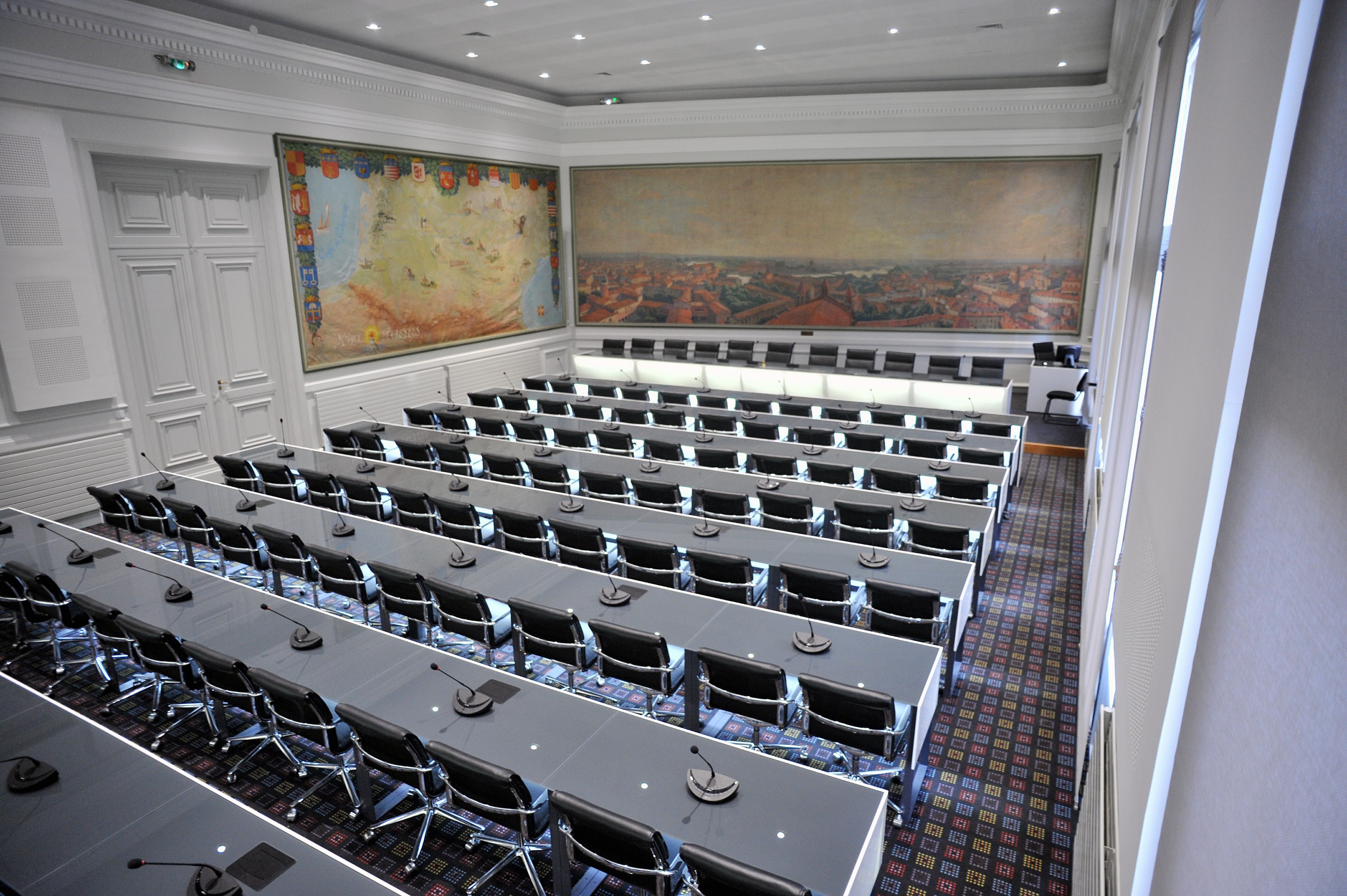 Palais Consulaire - La salle des séances Palais Consulaire - La salle des séances
